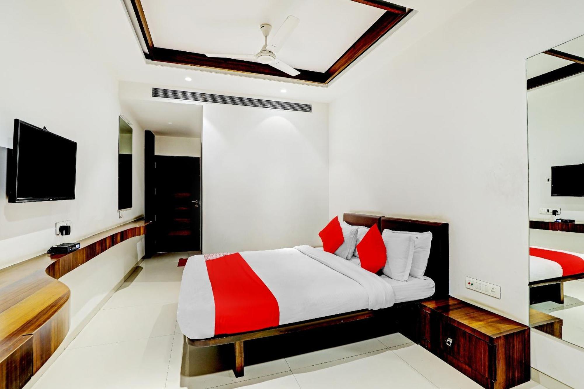 Hotel O Rishta And Jahan Banquet And Rooms Bhatha Exterior photo